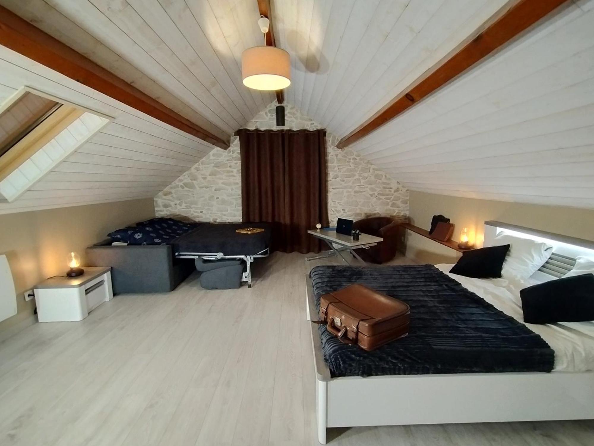 Апартаменты Manoir De L'Aisnerie Сен-Эрблен Экстерьер фото