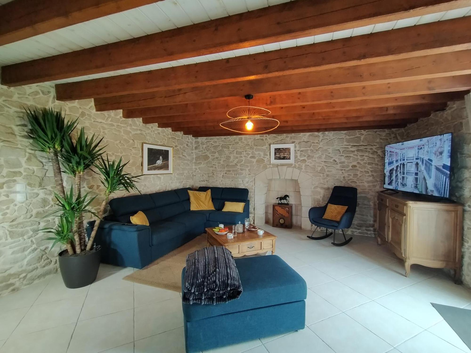 Апартаменты Manoir De L'Aisnerie Сен-Эрблен Экстерьер фото